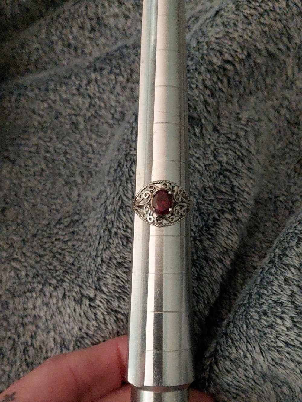 Vintage Filigree Sterling Silver Ring With Garnet Gemstone 925